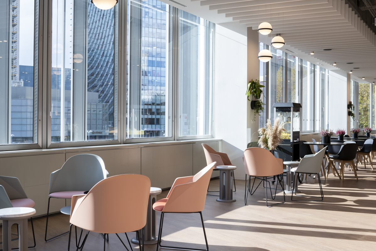 Workspace designed to maximise natural light at Netflix Madrid by K2 Space